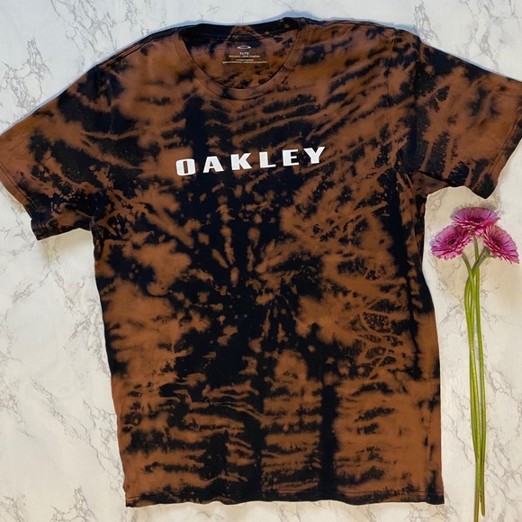 Oakley Other - Oᴀᴋʟᴇʏ ʙʟᴇᴀᴄʜ ᴅʏᴇᴅ ʟᴏɢᴏ ʙʟᴀᴄᴋ ᴛ-sʜɪʀᴛ xʟ ᴛɪᴇ ᴅʏᴇ